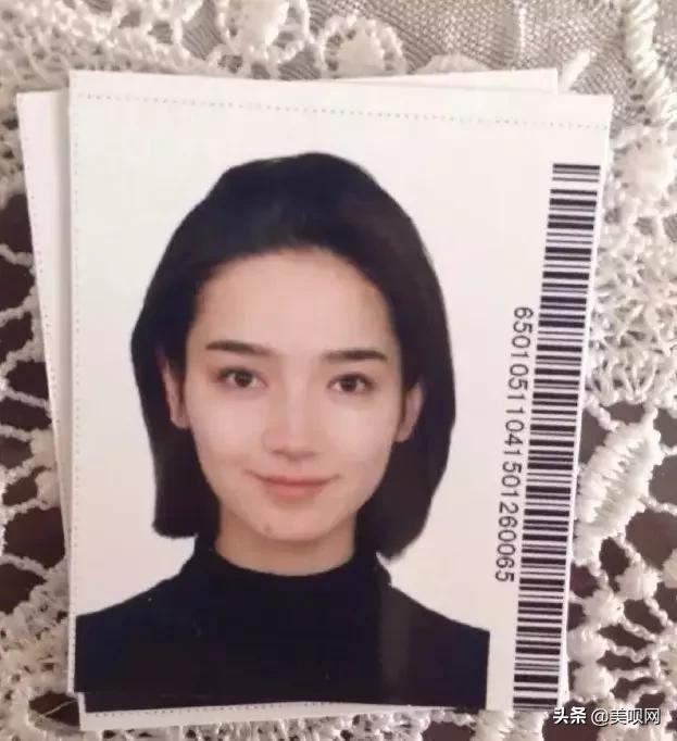 杨幂、baby、章子怡力捧小花都是自己的复制粘贴版?你更看好谁?
