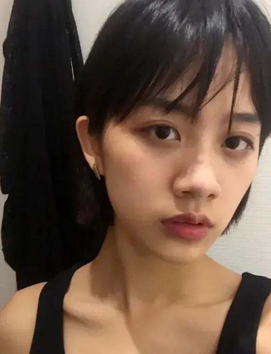 杨幂眼睛真“毒”,又签下一位95后小花