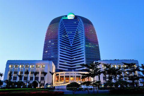 仅次于华为的中国第二大民企,负债高达7000亿,如今靠卖资产续命