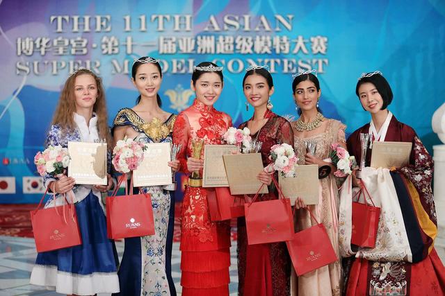 吴佩慈的富豪男友:东北小伙成博彩大亨,在美国建赌场像“皇宫”