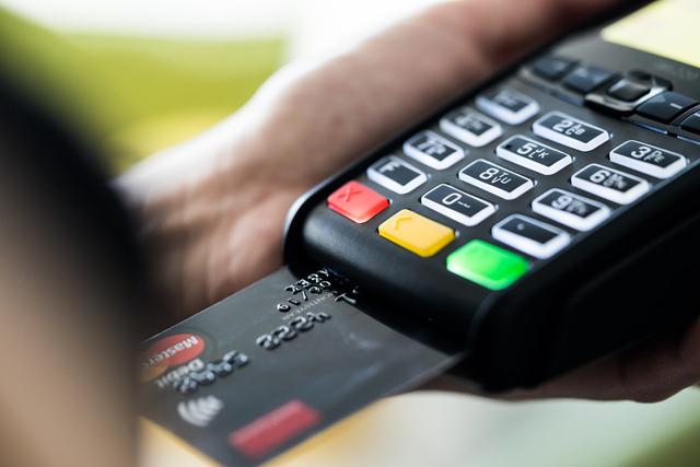 信用卡逾期会被起诉吗？2019年底，银行起诉和上门率真的很高…