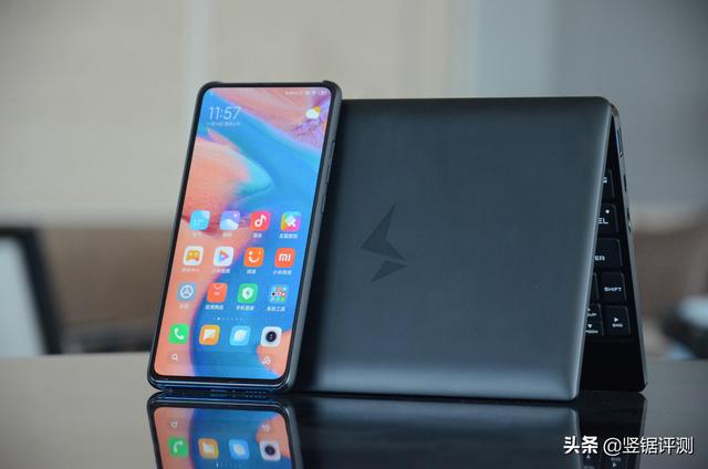 神奇小本“迷你笔记本”体验:8.9英寸2K屏,出差办公首选