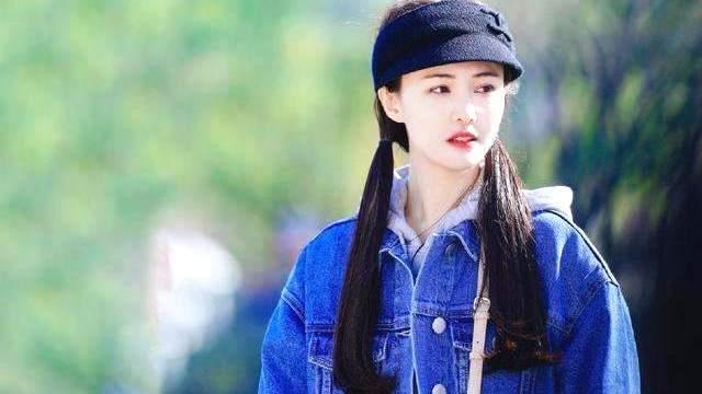 郑爽事业心逐渐上线,最神奇的是想搞事业就真的有大堆资源在等她