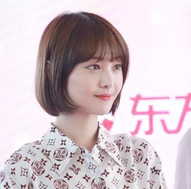 郑爽事业心逐渐上线,最神奇的是想搞事业就真的有大堆资源在等她
