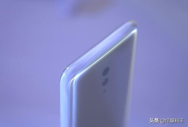 取消充电口、整机像肥皂？vivo APEX 2020大胆设计泄漏而出