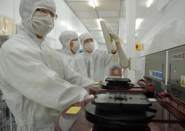 中国留学生硅谷打工16年，回国造出5nm蚀刻机！美：怎么把他忘了