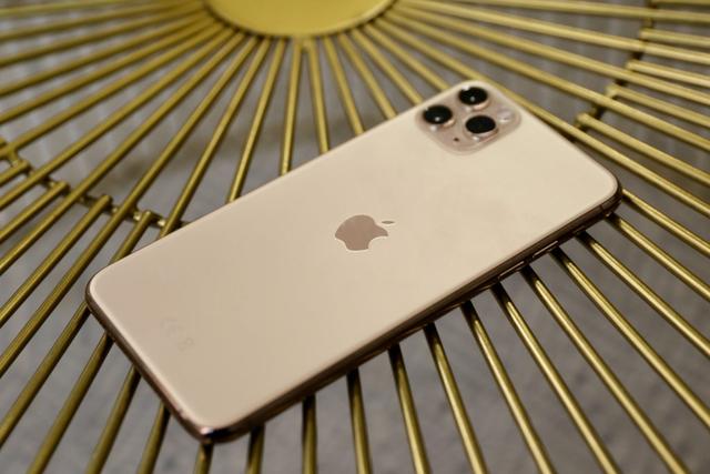 iPhone11全面普及3摄，索尼生意太火爆：对不起，我们扛不住了