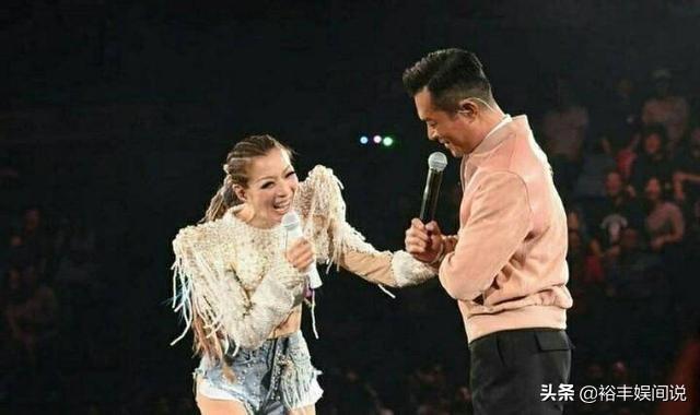 郑秀文“悲催”的2019年,临近年关连发两条感悟,内容惹人心疼