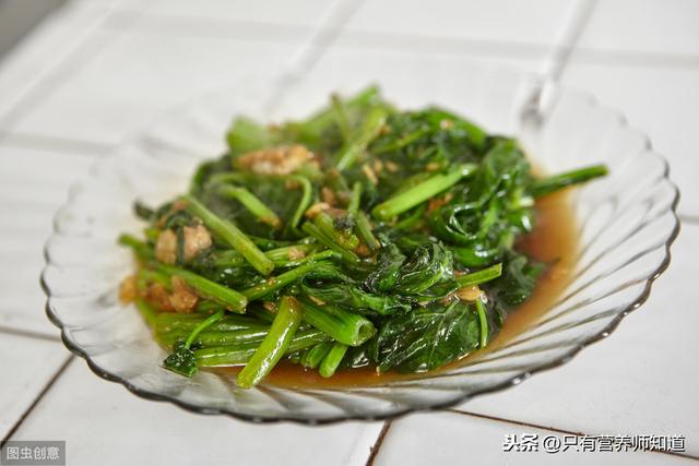 菠菜如果不焯水吃是不是长期下去会造成结石?