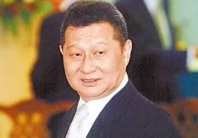 台北顶尖名媛的“第5任继母”,比自己还小3岁!苦等70岁老公3年