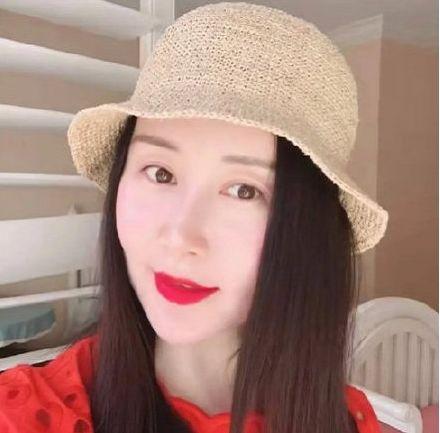32岁舒畅终曝光恋情!男方肥头大耳撞脸钱枫,舒畅大脸神似李湘