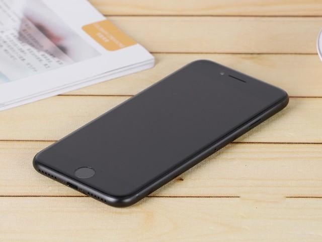 细数历代iPhone犯的那些错,看完只想赶紧换安卓手机