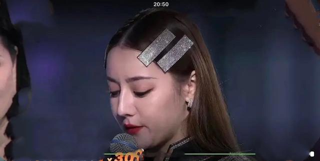 跨年晚会直播镜头下的女明星:杨幂撞脸李小璐,热巴造型输给杨紫