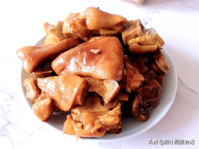 元旦请客,我做了8道菜,朋友吃到撑,老公却说没档次拿不出手
