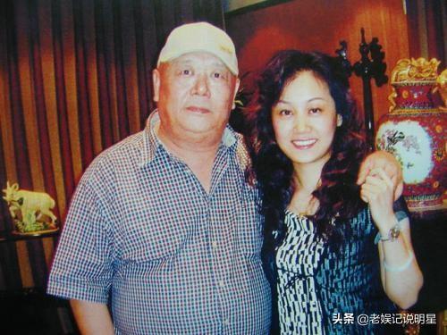 歌唱家胡雁怀念亡夫侯希贵：5年婚姻一世殇