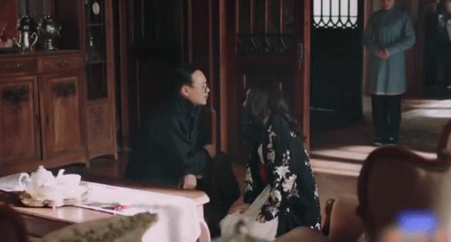 39岁女星拍戏被扇多个耳光!人被打懵还说不疼,仍让男演员继续