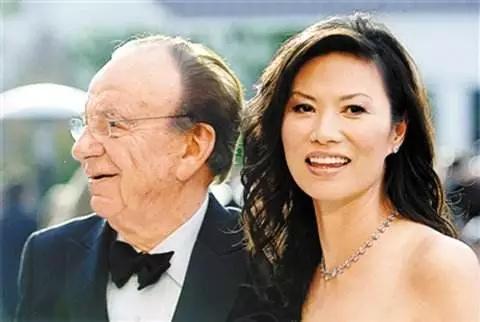 儿大不由娘,邓文迪大女儿夜店狂欢,挑战虎妈邓文迪的霸道权威
