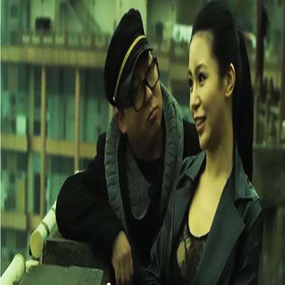 想在宝马里哭的拜金女,10年后法拉利上笑?暗讽孟非教会她做人