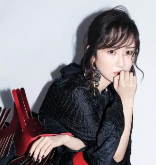 同样是90后小花,为何杨紫无缝进组,而迪丽热巴却“无戏可拍”?