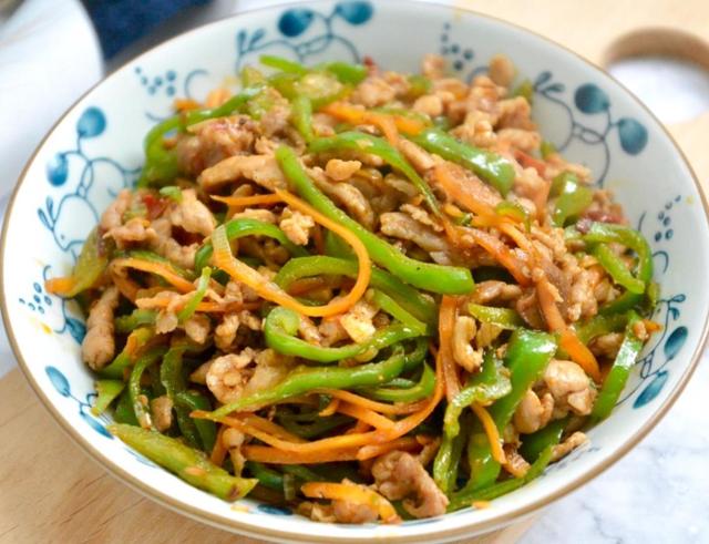 不管炒什么肉,学会这样腌制,炒出来的肉滑嫩不粘锅,超好吃