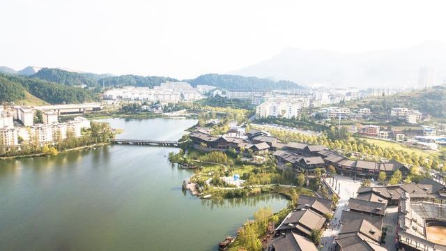 贵州旅行别再去西江了!此古寨不收门票游客超少,风景美得不像话