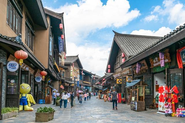 贵州旅行别再去西江了!此古寨不收门票游客超少,风景美得不像话