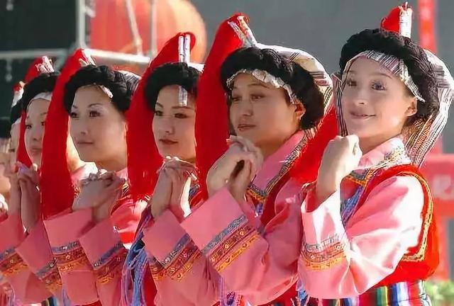 中国有个神奇的地方,一天3次日出,3次日落!这也太有趣了吧
