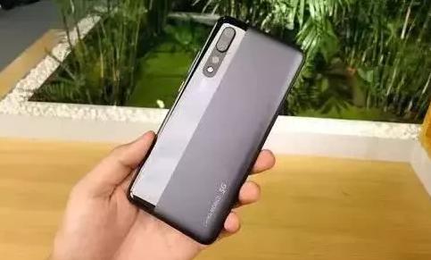 最惨5G手机,销量不忍直视,但其配置能打,那问题出在哪里?