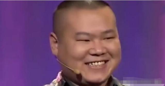 郭德纲问岳云鹏,你喜欢杨幂还是李小璐?岳云鹏的回答逗乐众人