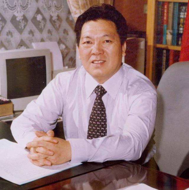 车晓前夫李兆会:27岁成山西首富后娶女星,却败光亿万家产成老赖