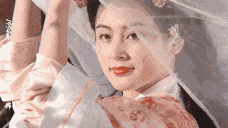 内涵杨幂轧戏,公开diss房祖名,内地第一美人到底有多恐怖?