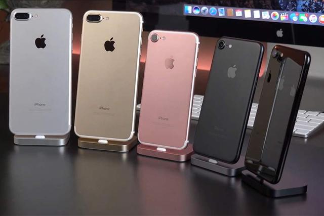 旧款iPhone真糟心:苹果iOS13出状况,耗电如流水,卡顿没信号