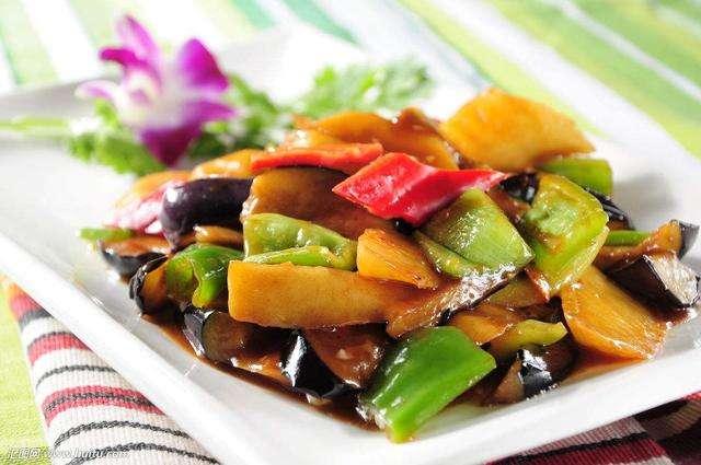 12道家常小炒,下班简单炒两个菜,再来2两小酒,一个字,美