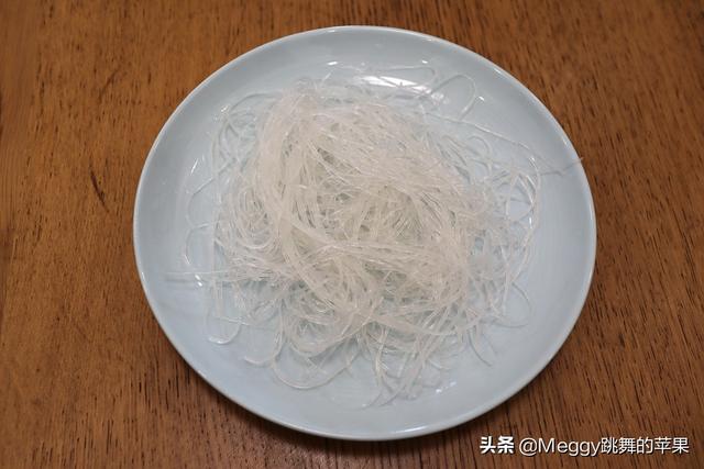 教你做一道春节年菜,漂亮大气的像朵花,低脂少油盐,镇得住场面