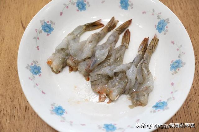 教你做一道春节年菜,漂亮大气的像朵花,低脂少油盐,镇得住场面