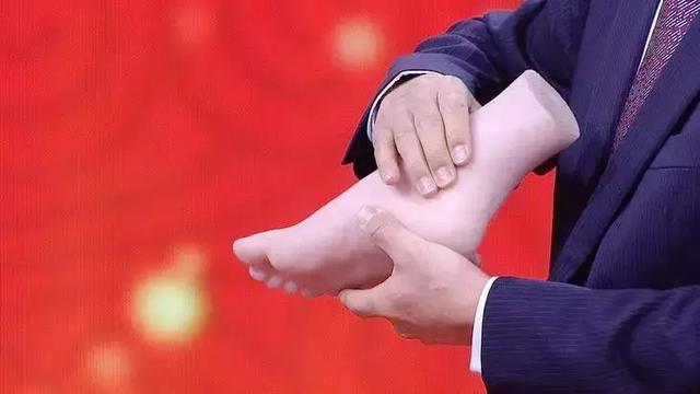 腿疼、脚麻、走不动,可能是血管堵了!教你自查风险,化险为夷