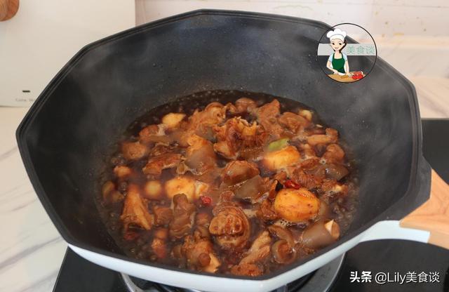 炖羊肉时,别盲目加大料,多加这两样食材一起炖,羊肉香还没膻味