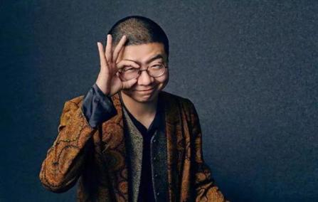 李诞:愤青三年身价12亿,29档综艺实控9家公司,却道人间不值得