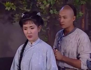 卖完貂的李湘,看到登上春晚的谢娜,手滑了……