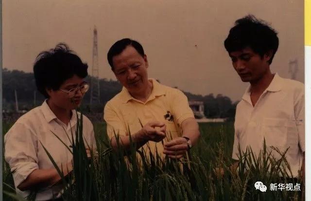 人活到极致:周润发他们,都捐成穷人了