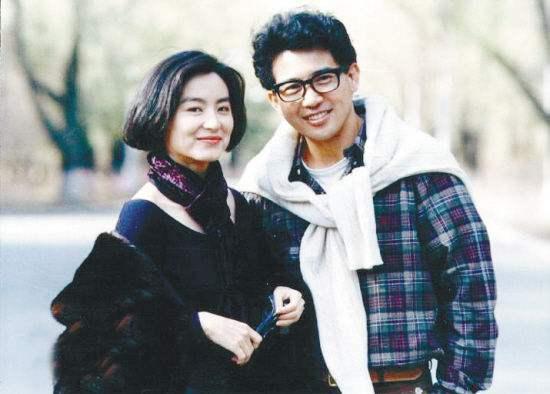 林青霞11亿豪宅大的吓人,一天一夜逛不完,这才是“人生赢家”