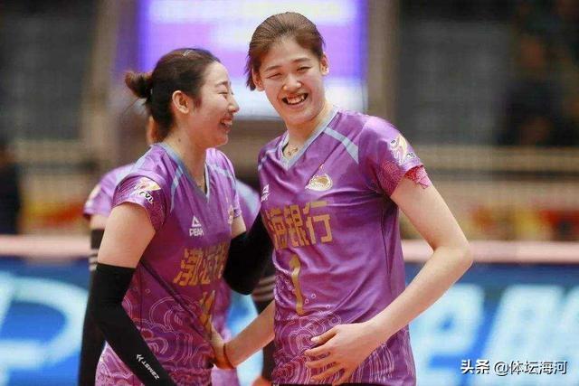 李盈莹锁定联赛冠军!她会和朱婷一样出国打球吗?