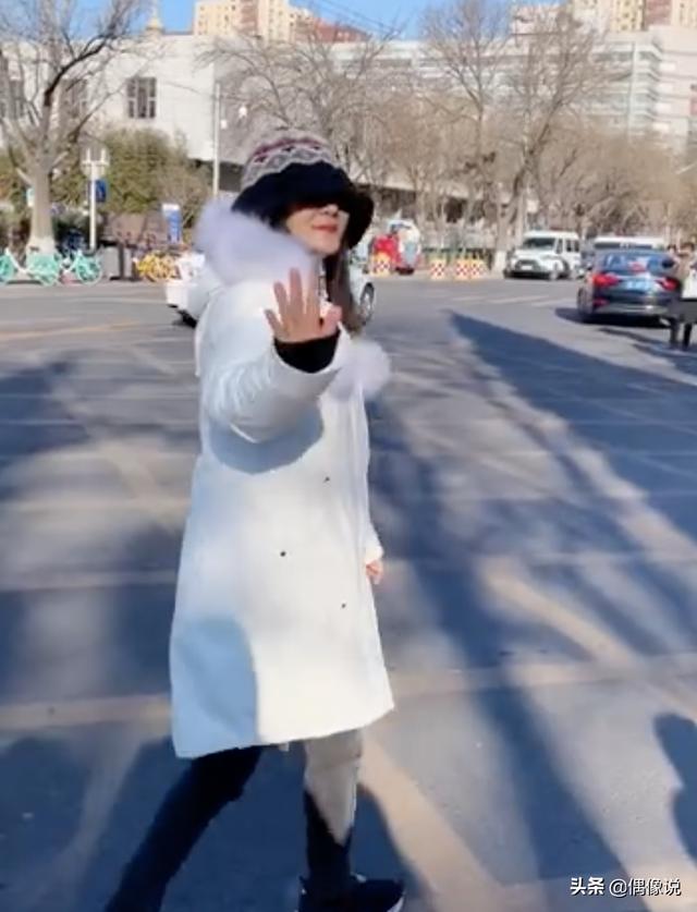 蔡明的新小品被毙,恐无缘央视春晚,谢娜肖战等人扛起大梁?