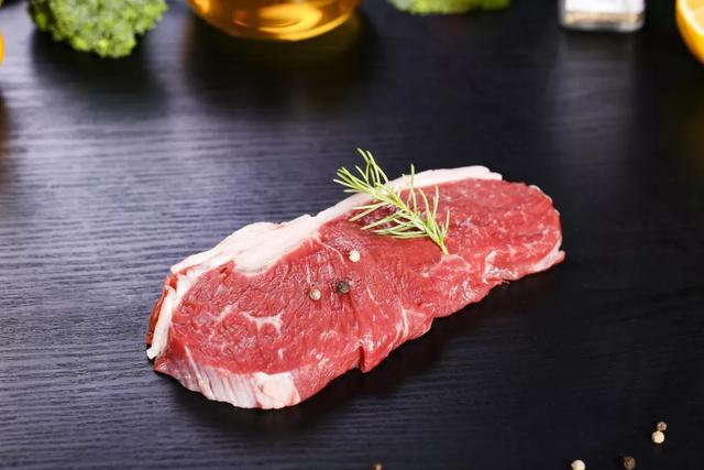 猪肉、牛肉、鸡肉、鱼肉…营养各不同,到底吃哪种肉最健康?