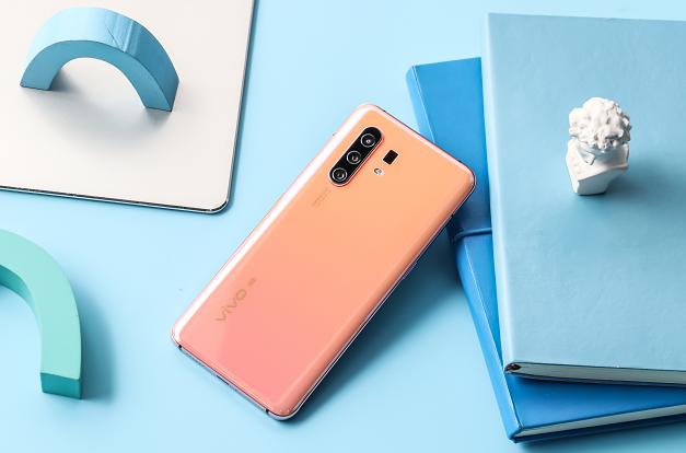 vivo 5G手机盘点,三款机型各怀绝技,就此告别“选择困难症”