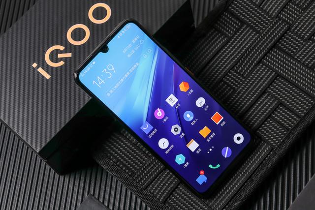 vivo 5G手机盘点,三款机型各怀绝技,就此告别“选择困难症”
