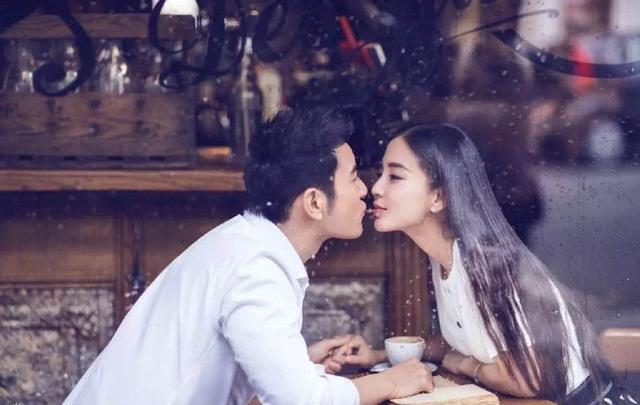 黄晓明与杨颖恩爱不再:男人没有了主角光环,就迎来了配角人生
