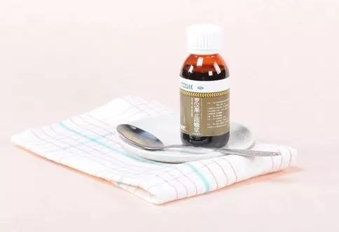 这7类常见药,不能用热水服用
