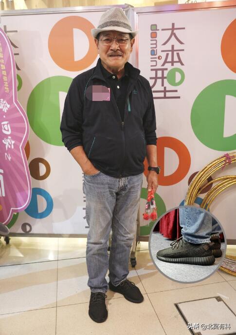 曝刘恺威买20万金表及名牌鞋衣送爸爸，自己却和小糯米穿用平价货
