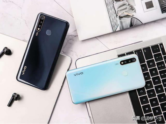 Vivo品质出色的原因,100%自研自产,一款值得入手的手机